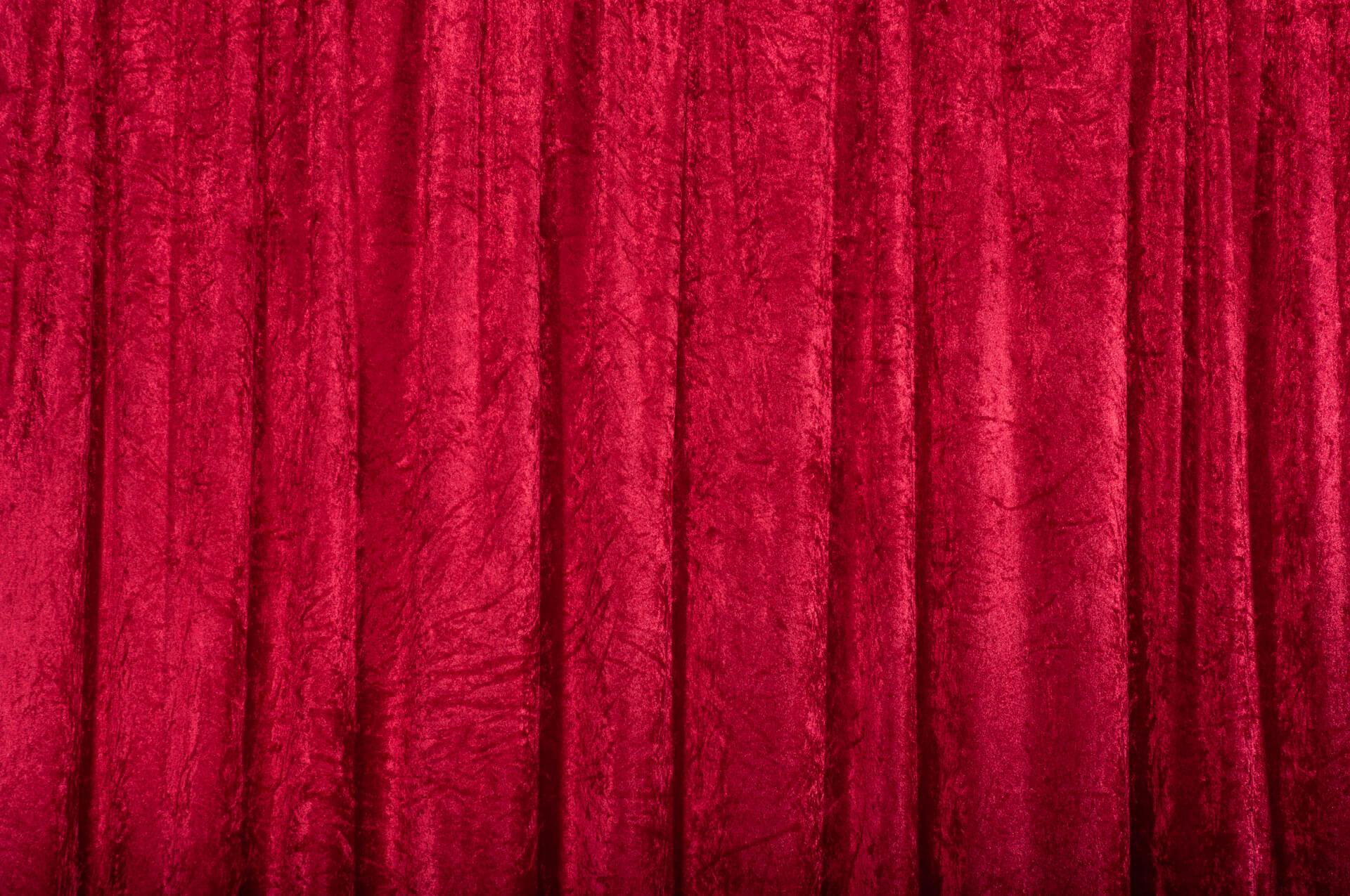 Vintagebox Kompakt Hintergrund rot vorhang